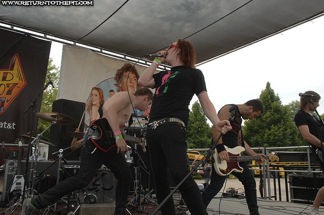[trigger effect on Aug 12, 2007 at Parc Jean-drapeau - Skate Park Stage (Montreal, QC)]