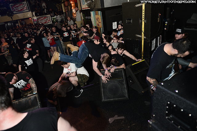 [twitching tongues on Apr 18, 2015 at the Palladium - Secondstage (Worcester, MA)]