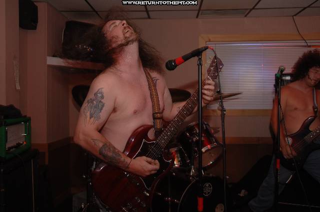[uccultum on Aug 7, 2005 at Dee Dee's Lounge (Quincy, Ma)]