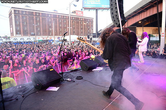 [uncle acid and the deadbeats on May 25, 2014 at Edison Lot A (Baltimore, MD)]