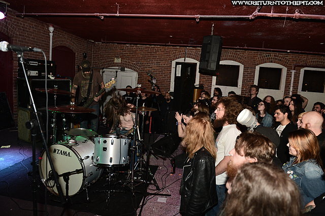 [weedeater on Nov 6, 2014 at Waterfront Tavern (Holyoke, MA)]