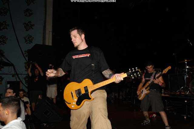 [what feeds the fire on Jul 27, 2003 at The Palladium (Worcester, MA)]