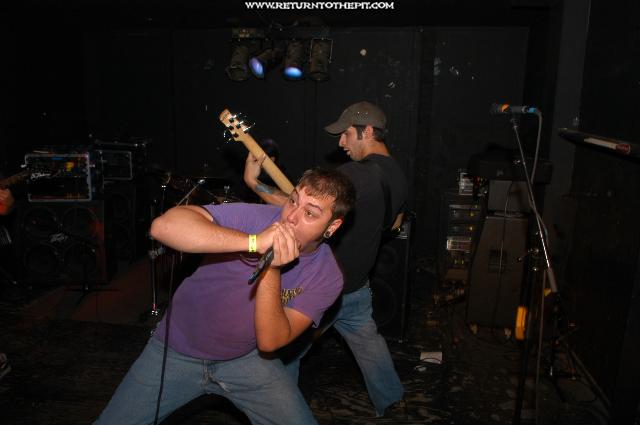 [what weapons bring war on Sep 22, 2004 at the Webster Theater (Hartford, CT)]