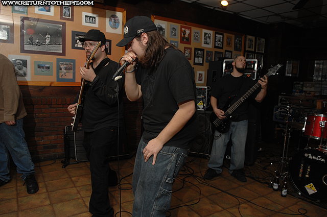 [woodchipper demise on Dec 29, 2007 at the Bullpen (New Bedford, MA)]