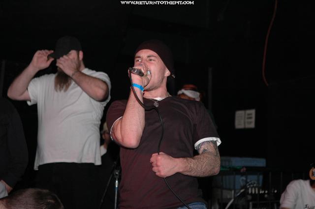[the wrong side on Dec 28, 2004 at the Palladium - second stage (Worcester, Ma)]