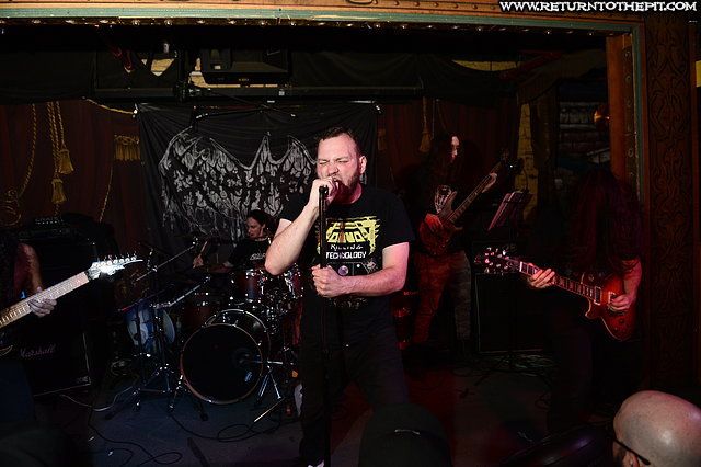 [zealotry on Jul 3, 2019 at Ralph's (Worcester, MA)]